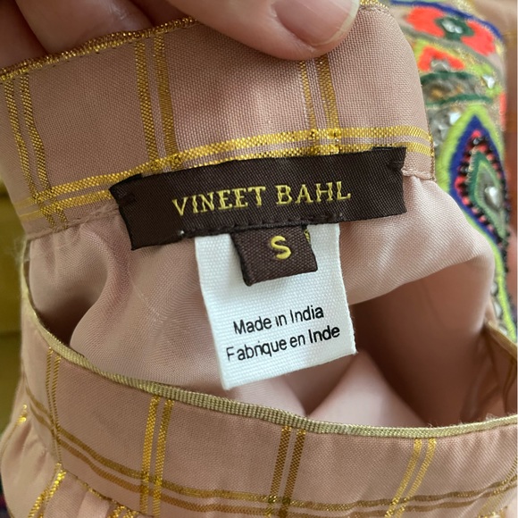 Anthropologie embroidered tank S - Picture 4 of 4